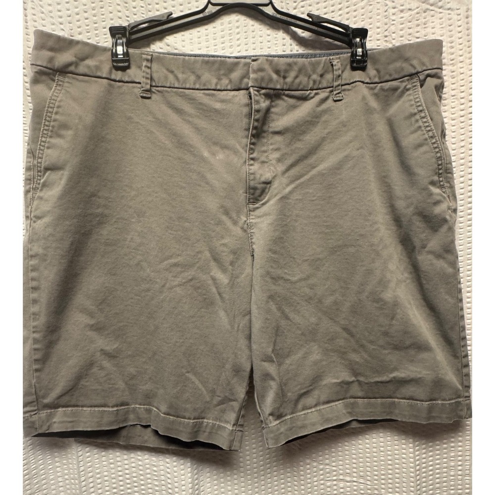 Tommy Hilfiger Women's Grey Retro Chino Shorts Mid Rise Casual Size 16